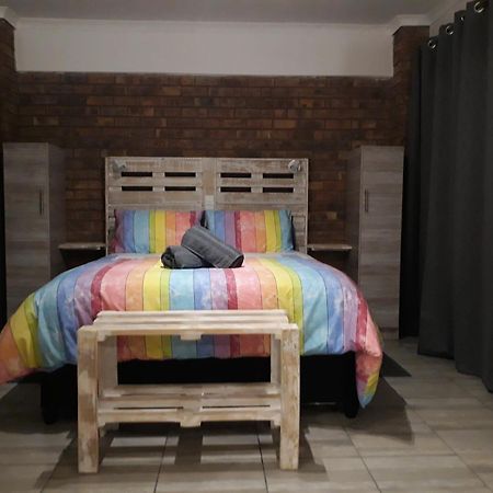 ג'רמיסטון Meadows Guesthouse מראה חיצוני תמונה