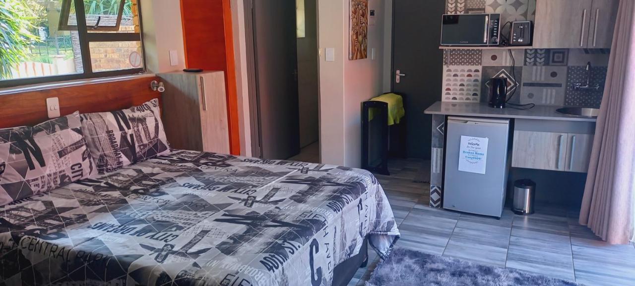 ג'רמיסטון Meadows Guesthouse מראה חיצוני תמונה