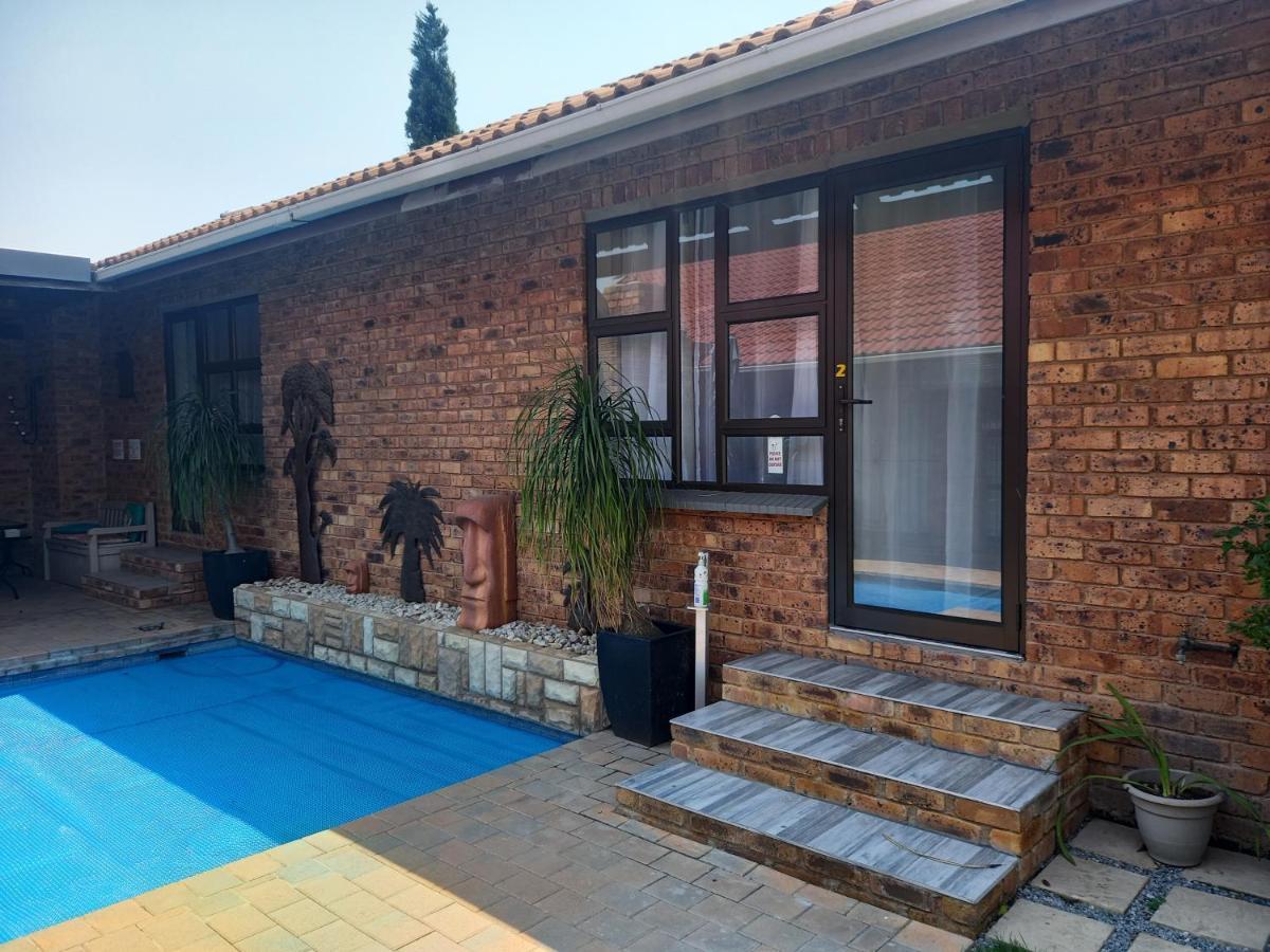 ג'רמיסטון Meadows Guesthouse מראה חיצוני תמונה