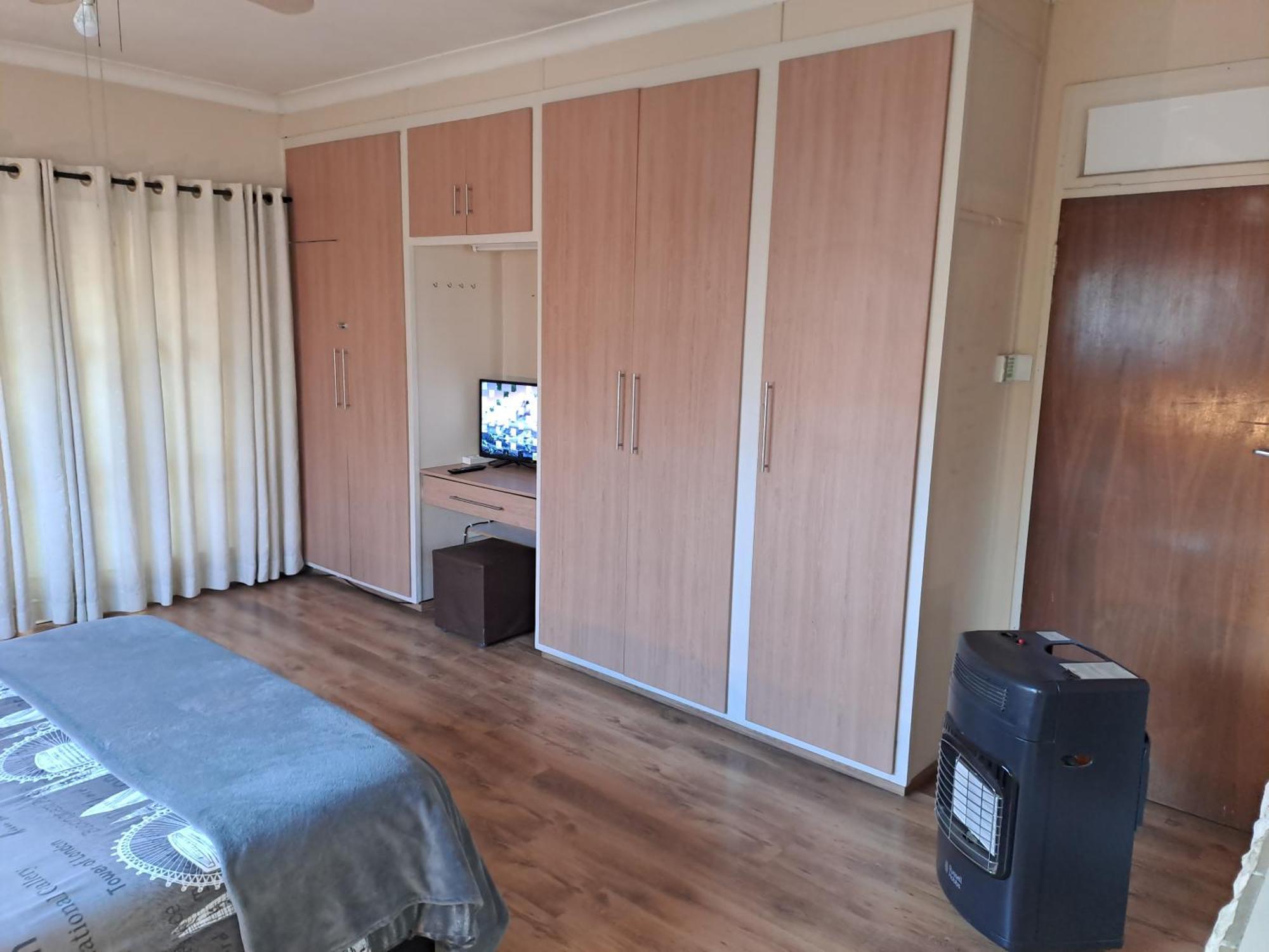ג'רמיסטון Meadows Guesthouse חדר תמונה