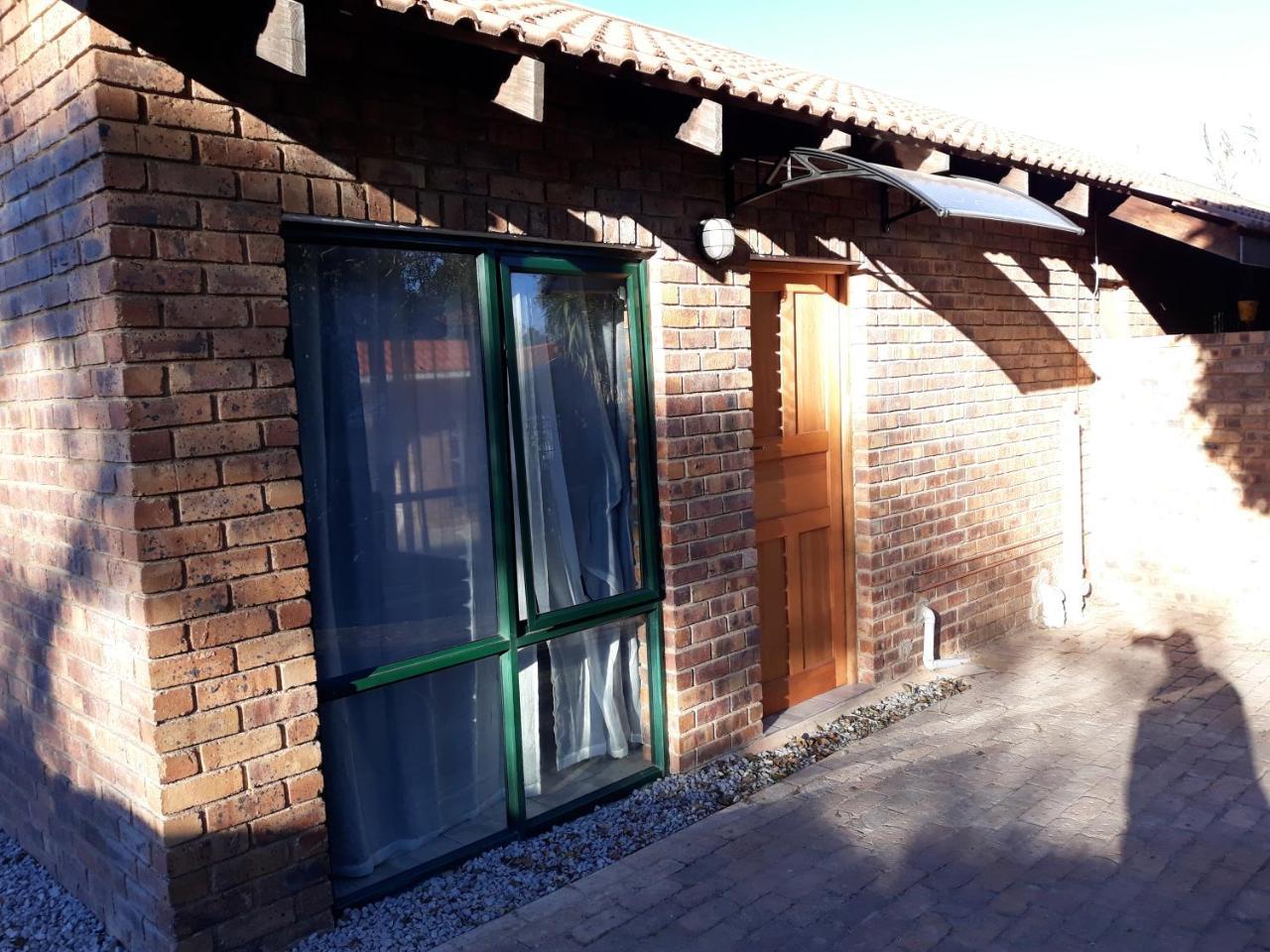 ג'רמיסטון Meadows Guesthouse מראה חיצוני תמונה